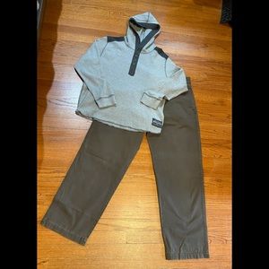 Arrow Mens 34 x 32 pants with waffle hoodie